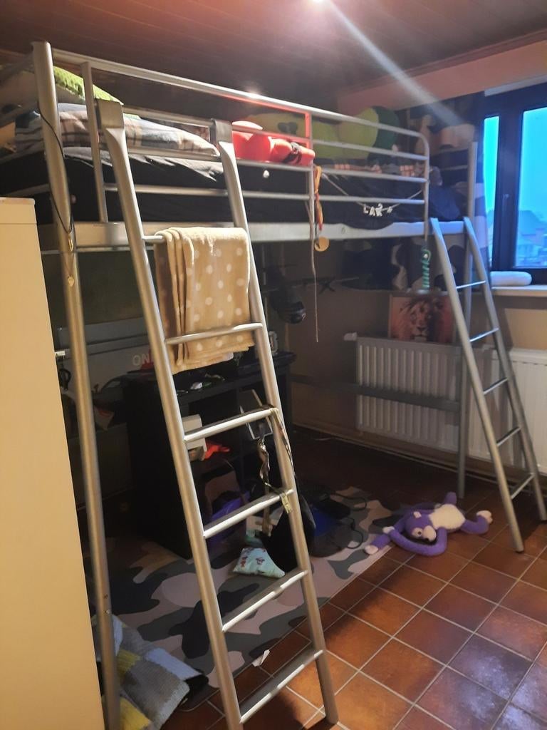 Hoogslaper 140cm x 200cm, Huis en Inrichting, Ophalen, Gebruikt, Hoogslaper