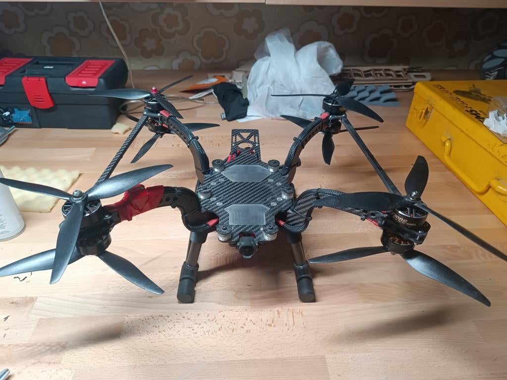 Cinelifter Shendrone Siccario, Hobby & Loisirs créatifs, Modélisme | Radiocommandé & Téléguidé | Hélicoptères & Quadricoptères