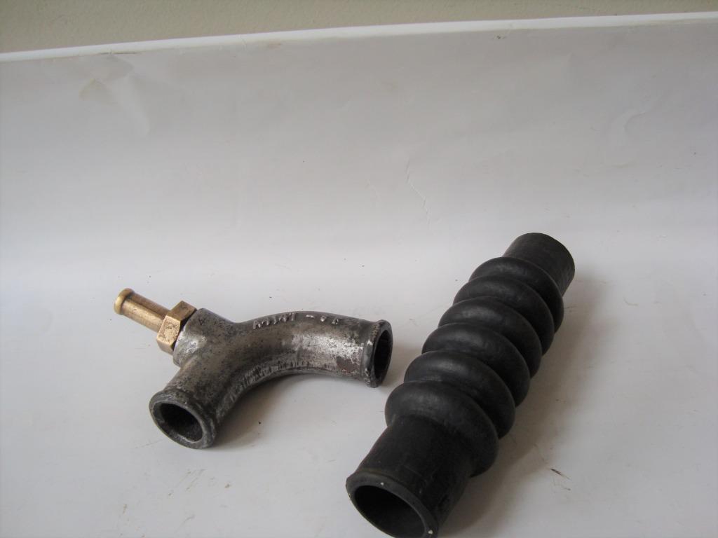 MGA/MGB metal elbow/knie voor op de radiatorslang, Ophalen of Verzenden, Gebruikt, MG