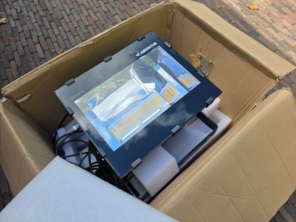 Led straler 80 000 lm splinternieuw, Tuin en Terras, Buitenverlichting, Ophalen, Led