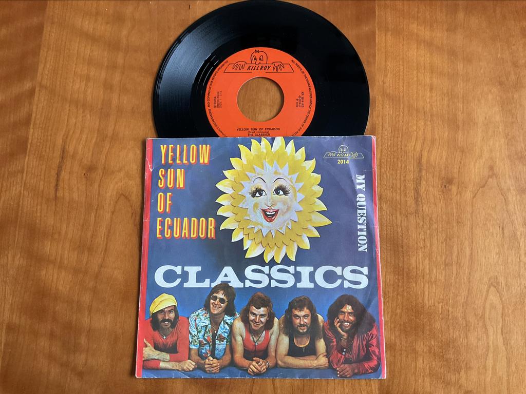 Classics - Yellow Sun Of Ecuador., Ophalen of Verzenden, Gebruikt