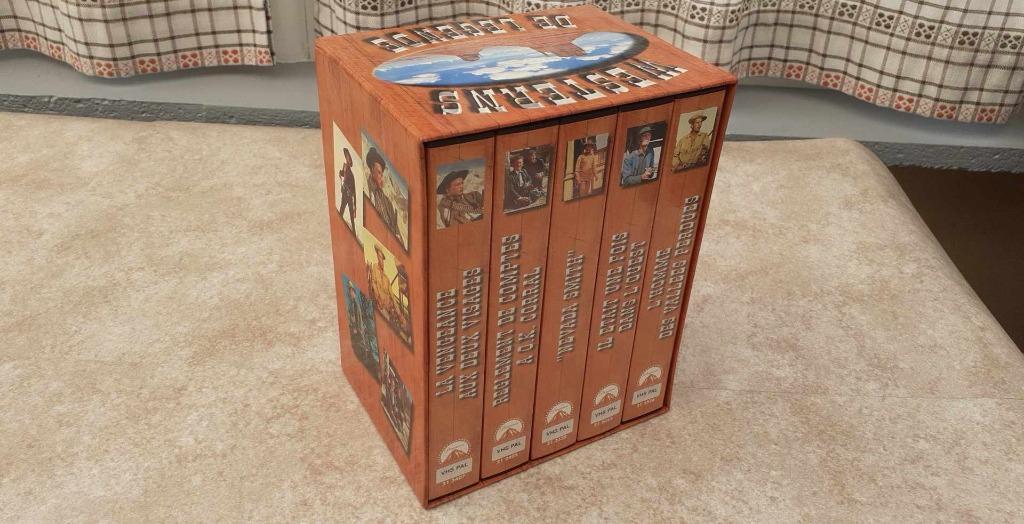vhs coffret westerns de legende, Ophalen of Verzenden, Zo goed als nieuw