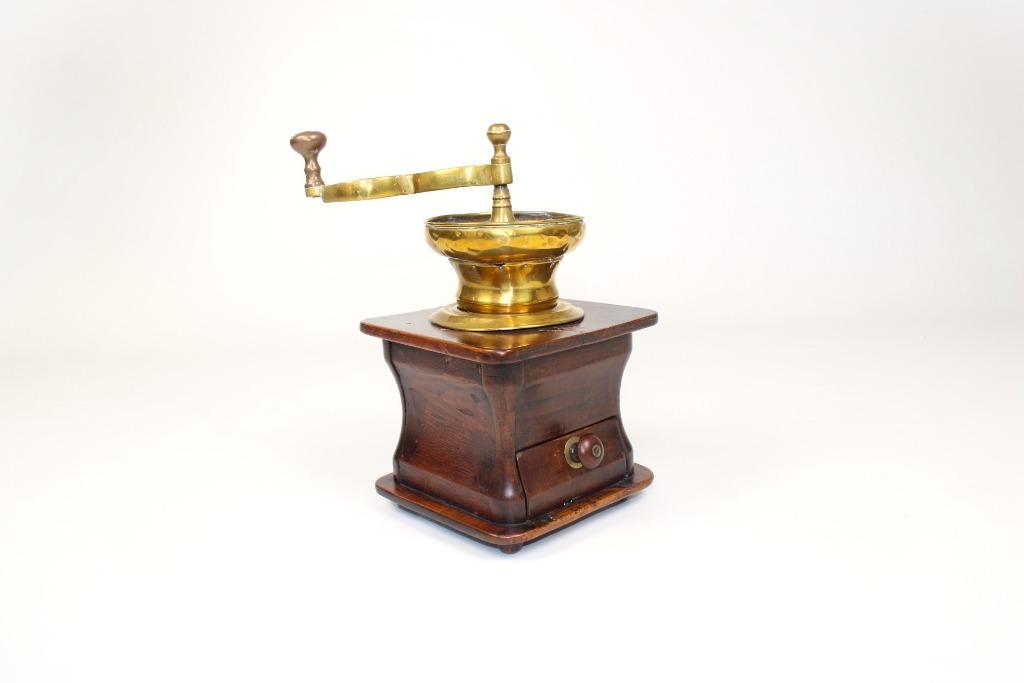 grote oude koperen koffiemolen, Ophalen of Verzenden