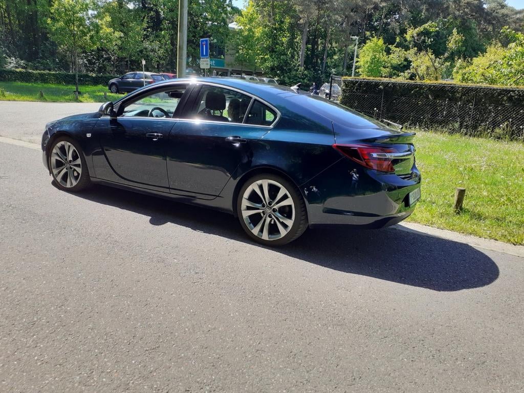 Opel Insigna Tdi 2014, Auto's, Voorwielaandrijving, Euro 5, Stof, Zwart