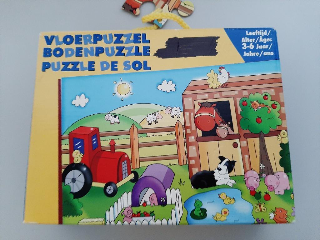 2 vloerpuzzels, Kinderen en Baby's, Speelgoed | Kinderpuzzels, Zo goed als nieuw, 4 tot 6 jaar, 10 tot 50 stukjes, Ophalen