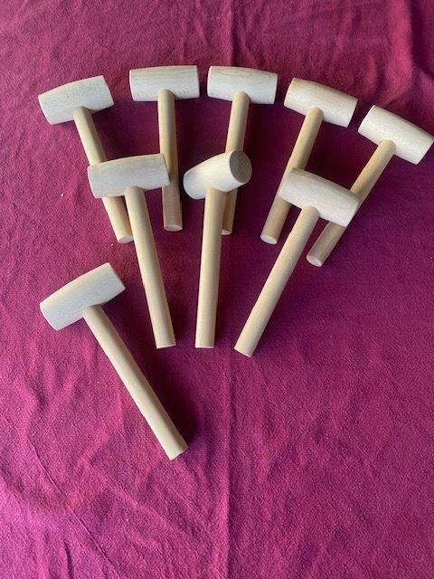 Houten hamertjes deco, Ophalen