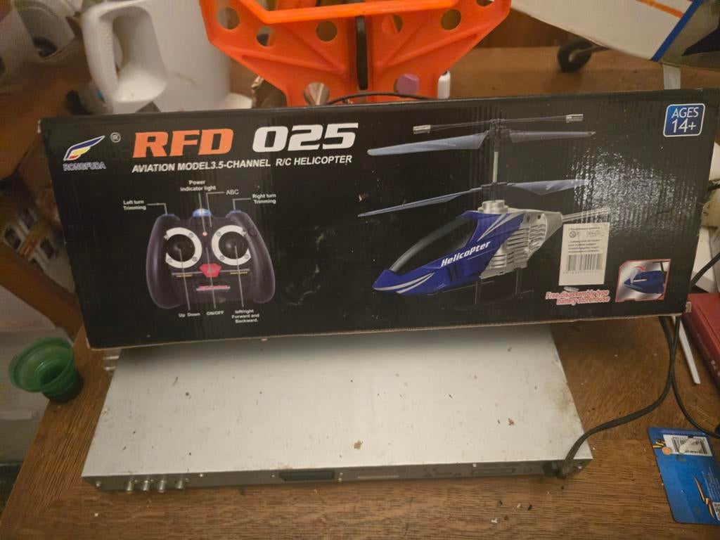 Helicopter, Enlèvement