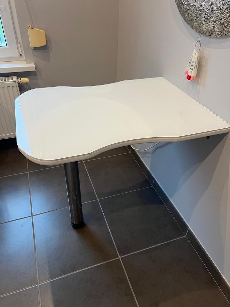 Maatwerk manicure tafel, Ophalen, Zo goed als nieuw