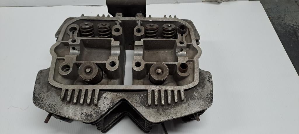 Culasse Honda CB400N OF 250N, Enlèvement ou Envoi