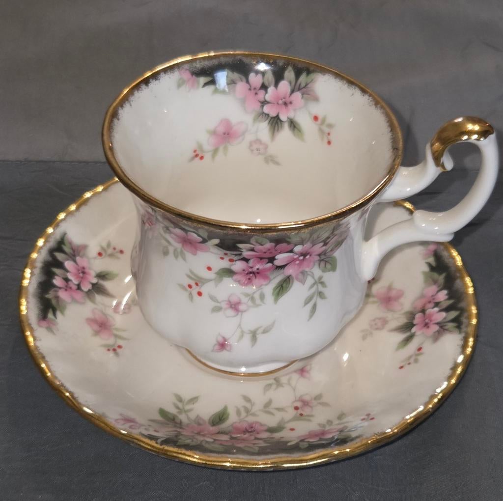 Tasses a café en porcelaine Royal Albert, Enlèvement ou Envoi