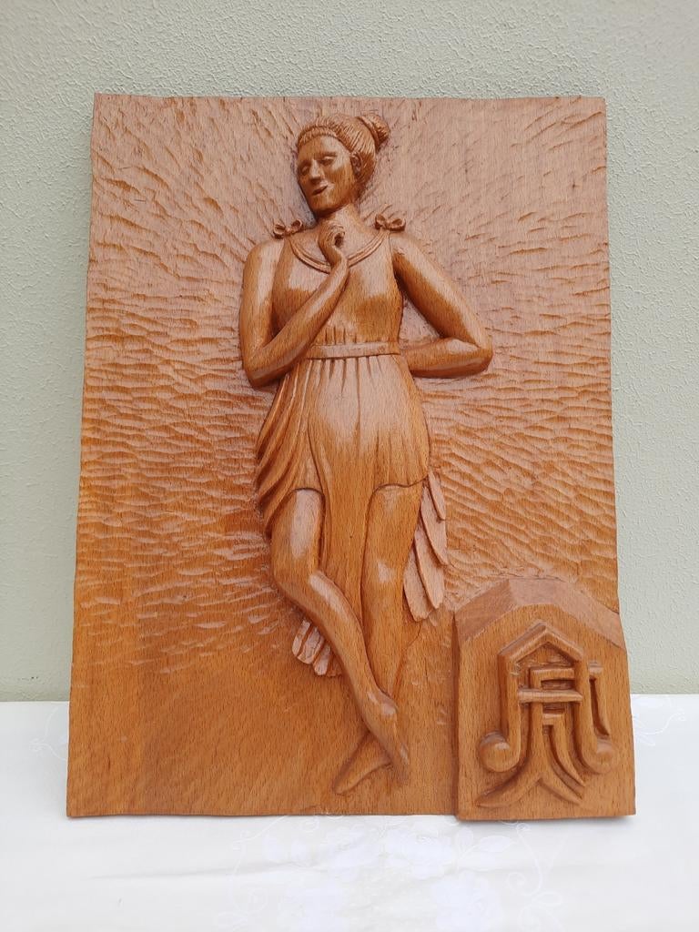 Wandpaneel handgesneden, Ophalen