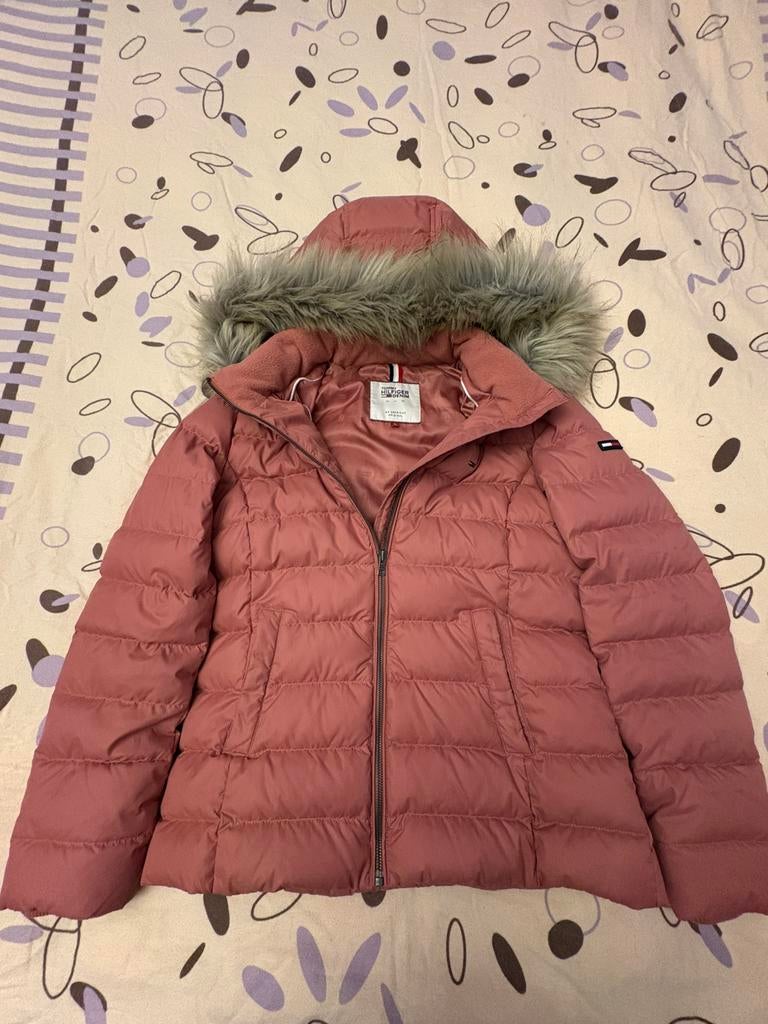 Doudoune Tommy Hilfiger femme taille M rose poudré, Vêtements | Femmes, Enlèvement ou Envoi, Comme neuf, Taille 38/40 (M), Rose