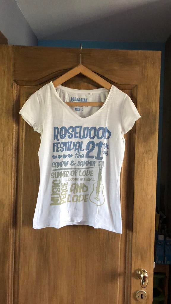 T-shirt Lola et Liza 38, Manches courtes, Taille 38/40 (M), Lola & Liza, Porté