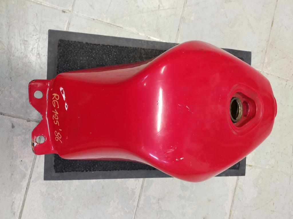 suzuki rg 125 van '86 benzinetank, Enlèvement ou Envoi, Utilisé