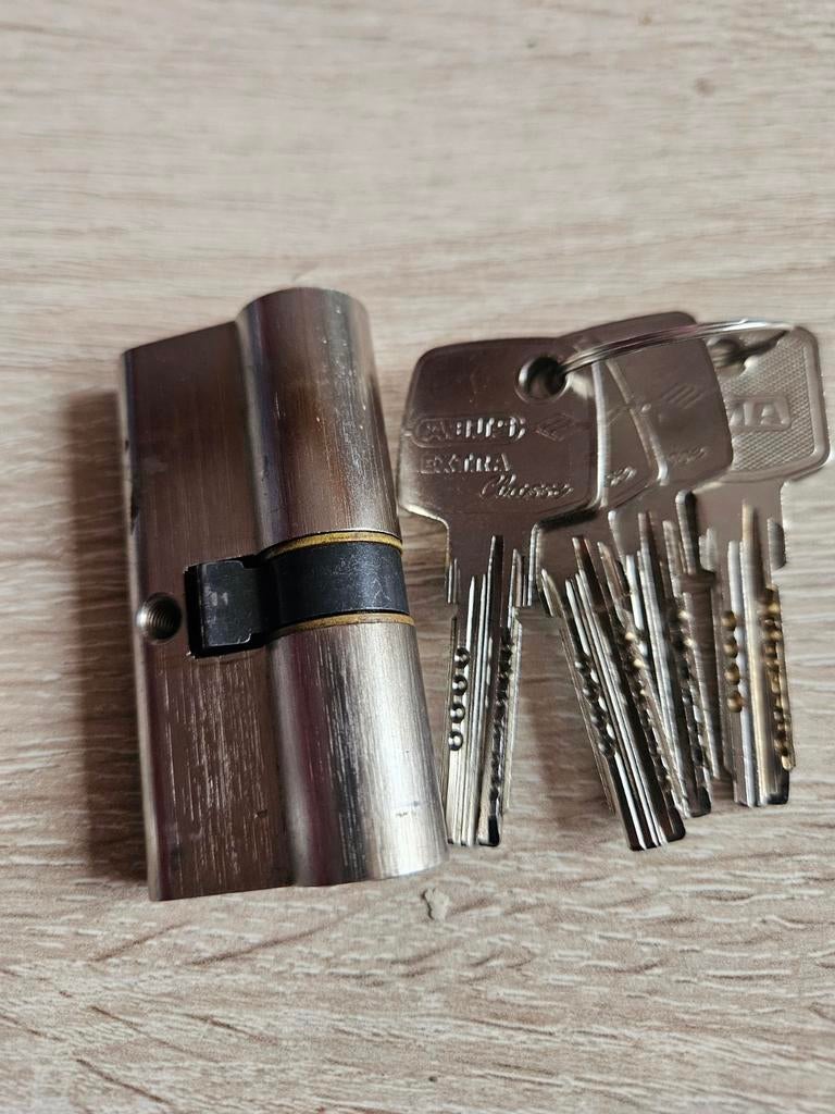 Cylindre Abus extra classe, Bricolage & Construction, Enlèvement, Comme neuf