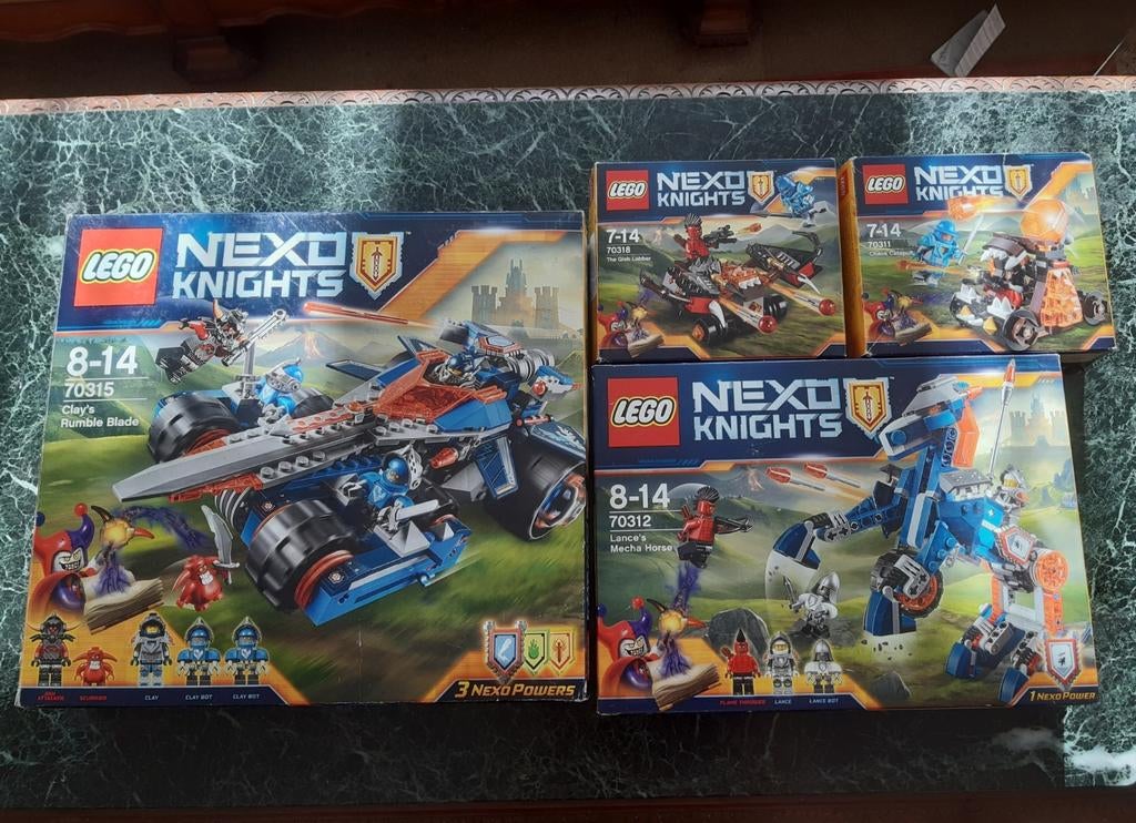 4 dozen lego Nexo knights, Ophalen of Verzenden, Zo goed als nieuw, Lego
