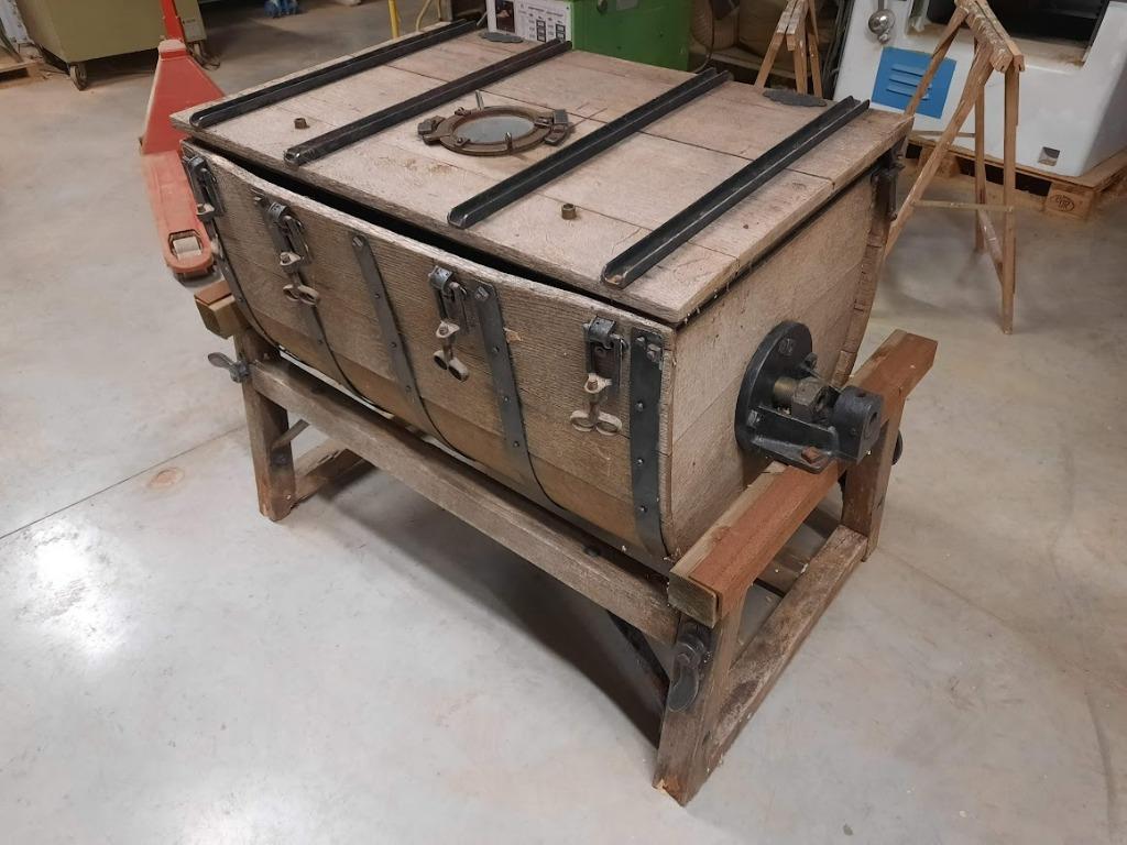 Baril à beurre rustique en chêne, Antiquités & Art, Enlèvement