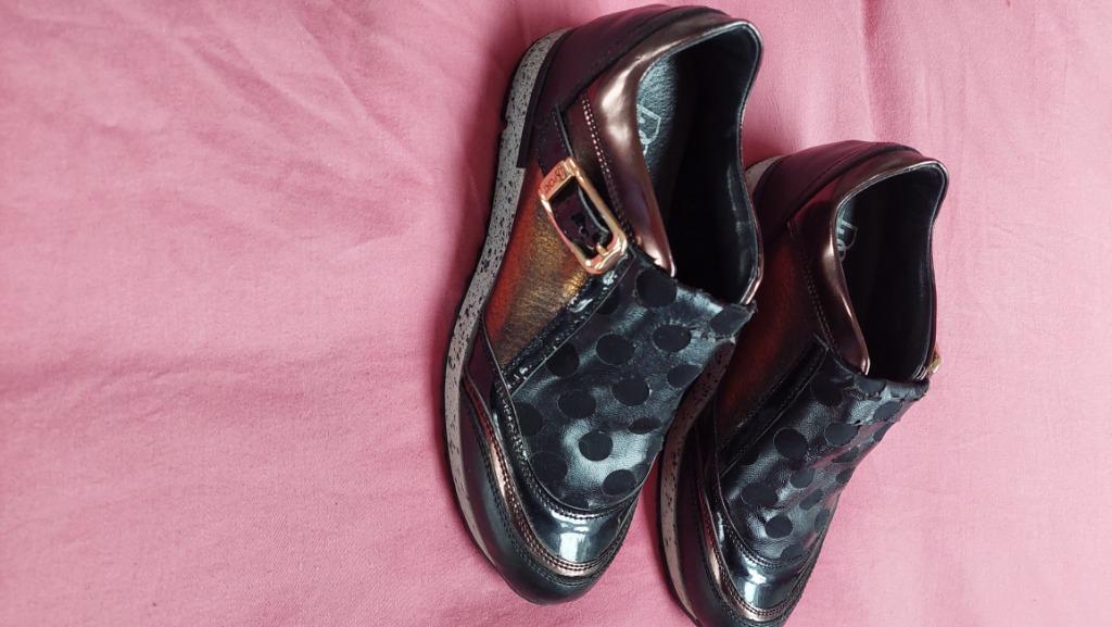 chaussures Benoîte c. wt 35, Ophalen, Zo goed als nieuw, Schoenen met lage hakken