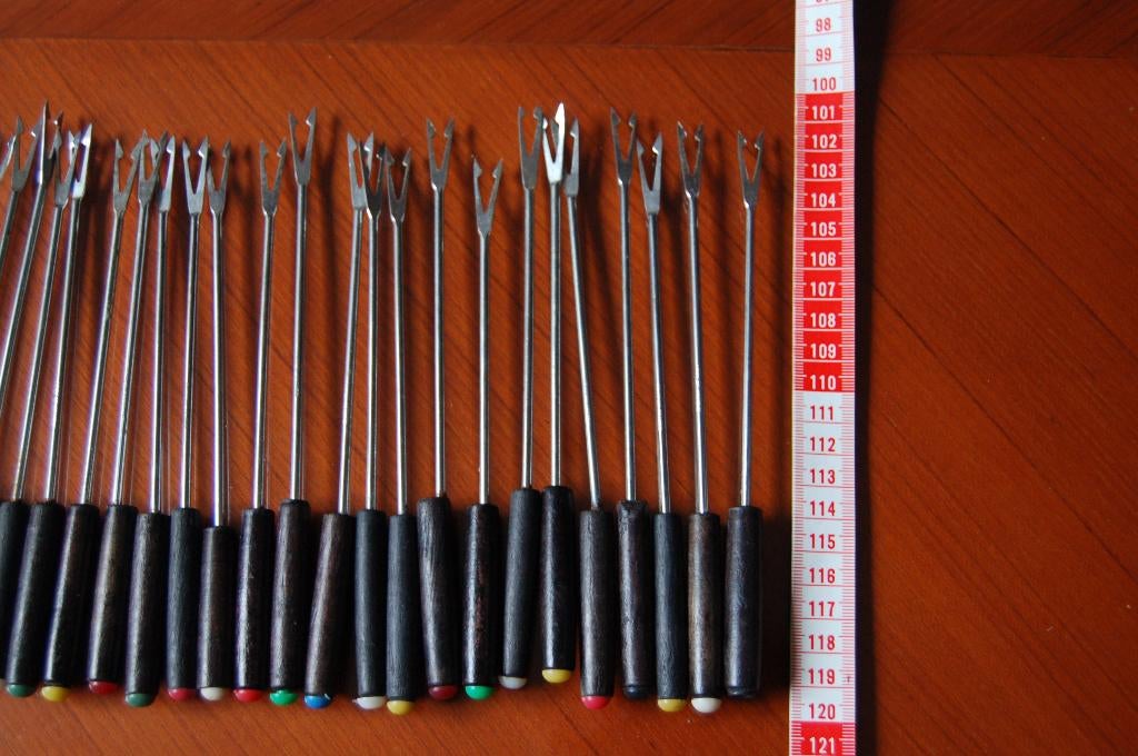 Metalen spiesjes hout handvat fondue BBQ 22 stuks 18cm lang, Enlèvement ou Envoi, Comme neuf, Inox ou Chrome, Couverts en vrac