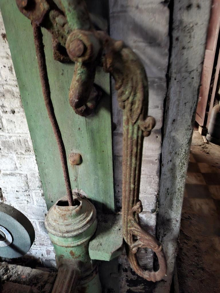 gietijzeren pomp zeer oud, Tuin en Terras, Waterpompen, Ophalen, Gebruikt, Handmatig