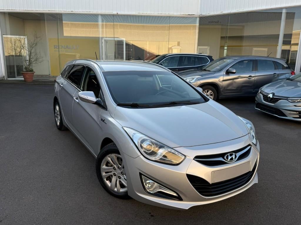 Hyundai i40 Blue Drive 1.7D 85kW Euro 5b, Euro 5, Achat, Entreprise, Boîte manuelle