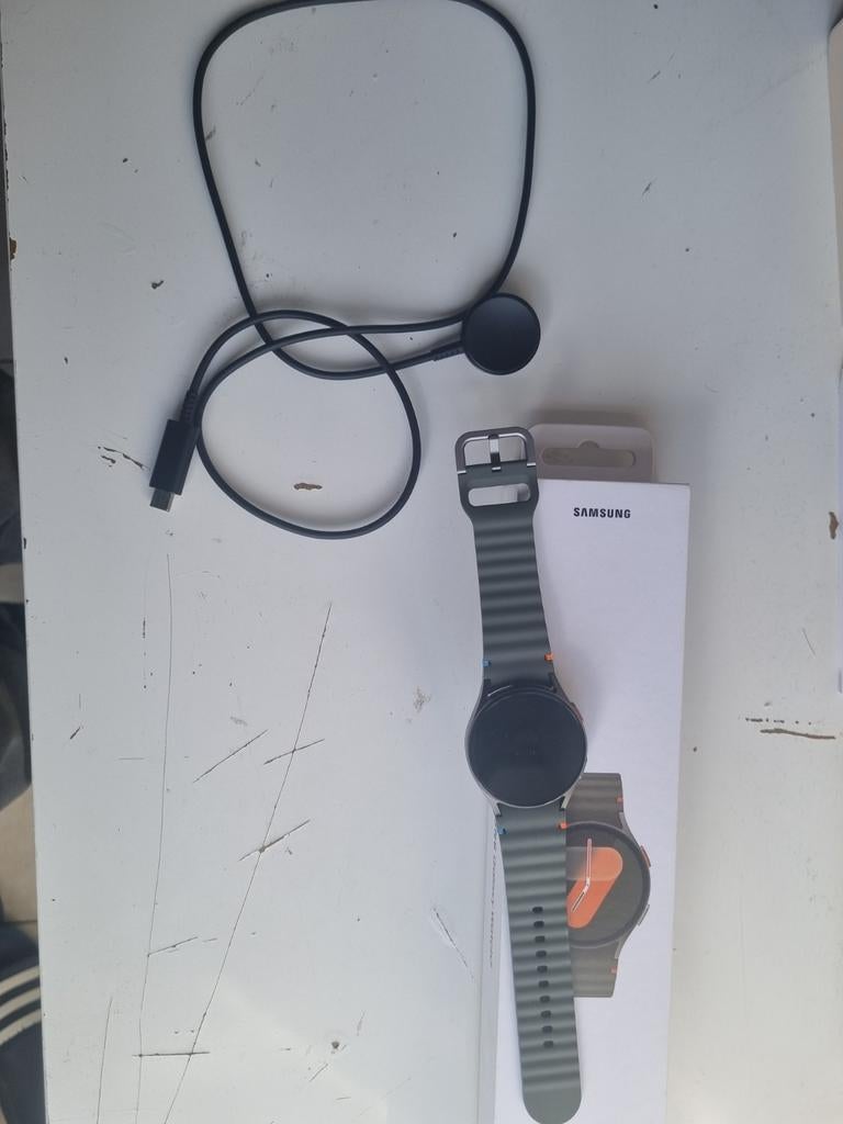 Samsung galaxy watch 7, Bijoux, Sacs & Beauté, Montres connectées, Enlèvement, État