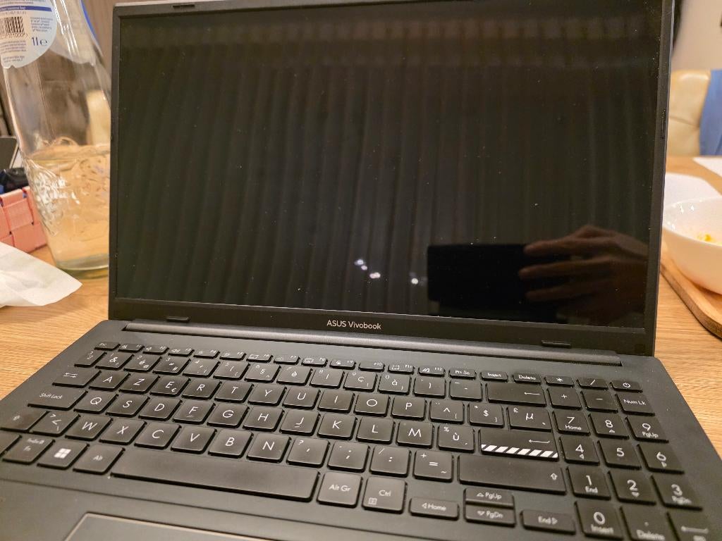 Asus Vivobook Go 15, Computers en Software, Ophalen, 16 GB