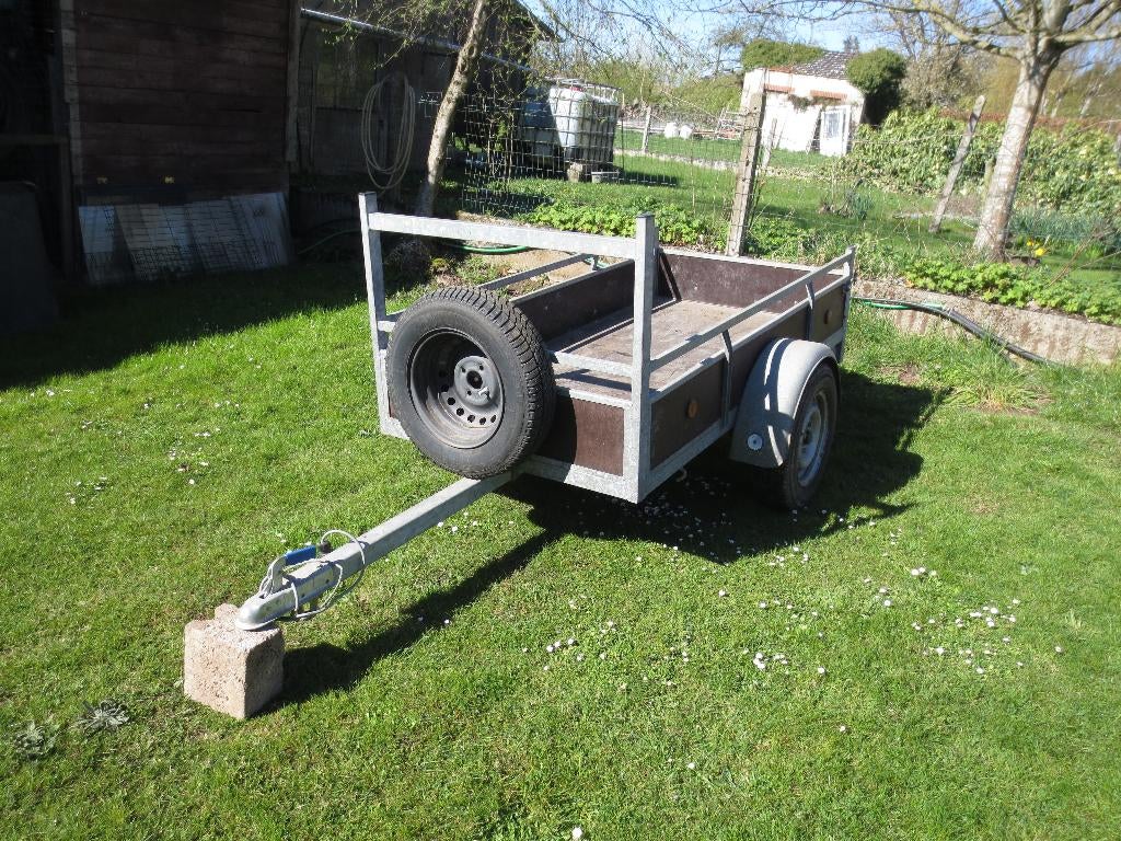 750 kg aanhangwagen, Ophalen, Zo goed als nieuw