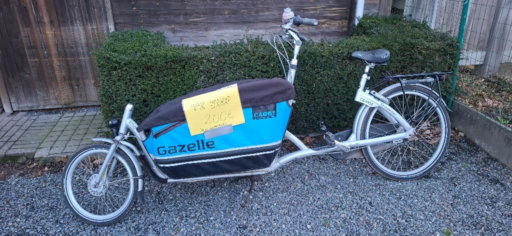 Bakfiets Gazelle met afdekzeil, Ophalen, Gebruikt, Huif, 2 kinderen