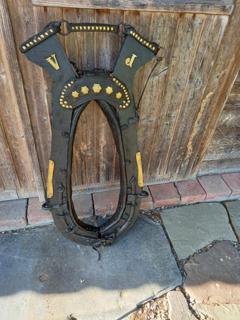 Collier de cheval cuir et laiton, Antiquités & Art, Enlèvement