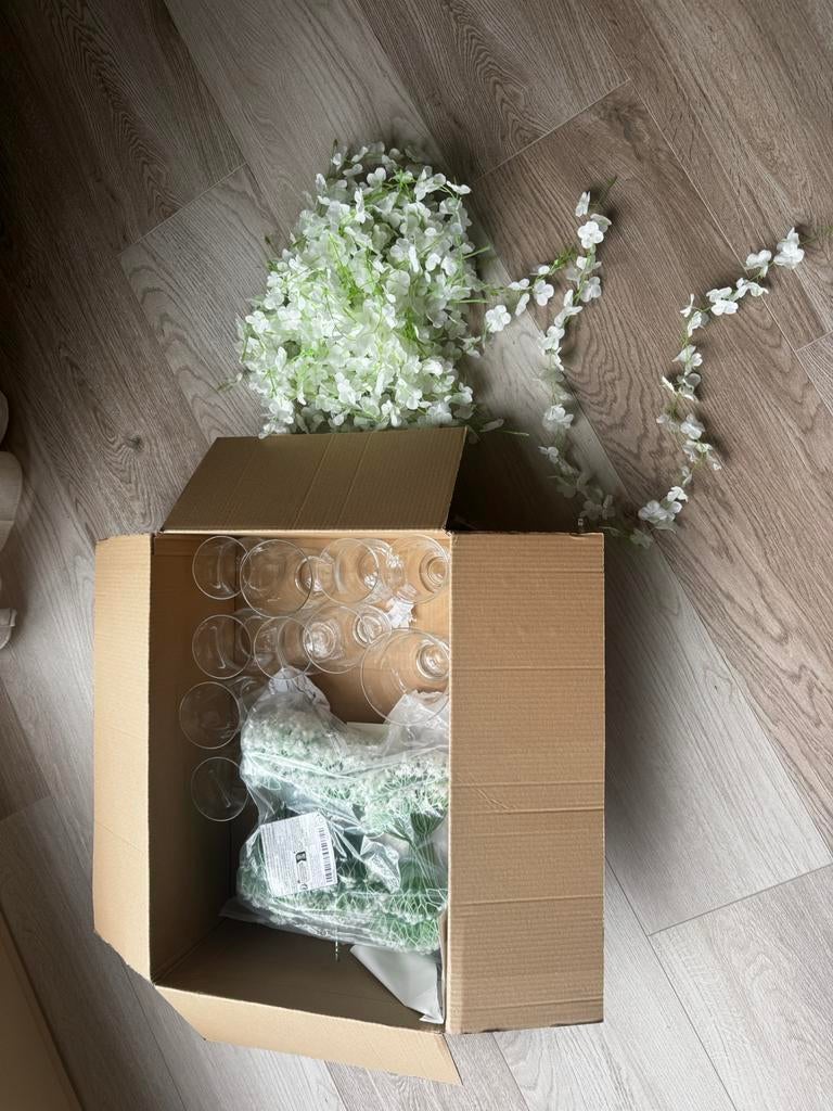 Trouwdecoratie vaasjes & bloemen, Huis en Inrichting, Ophalen, Zo goed als nieuw