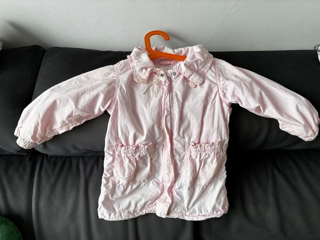 Veste fille a donner taille 86 cm, Enlèvement, Utilisé, Fille, Pull ou Veste