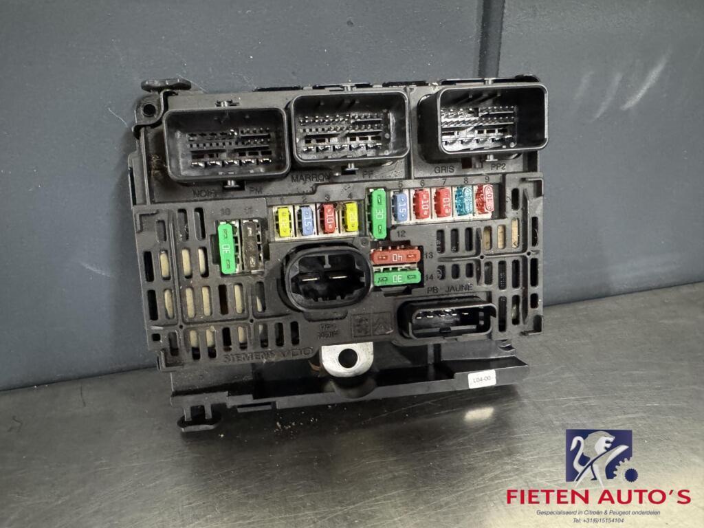 Zekeringkast motor Citroen Peugeot BSM L04 6500CK 9658539480, Autos : Pièces & Accessoires, Utilisé, Citroen, Citroën, Enlèvement ou Envoi