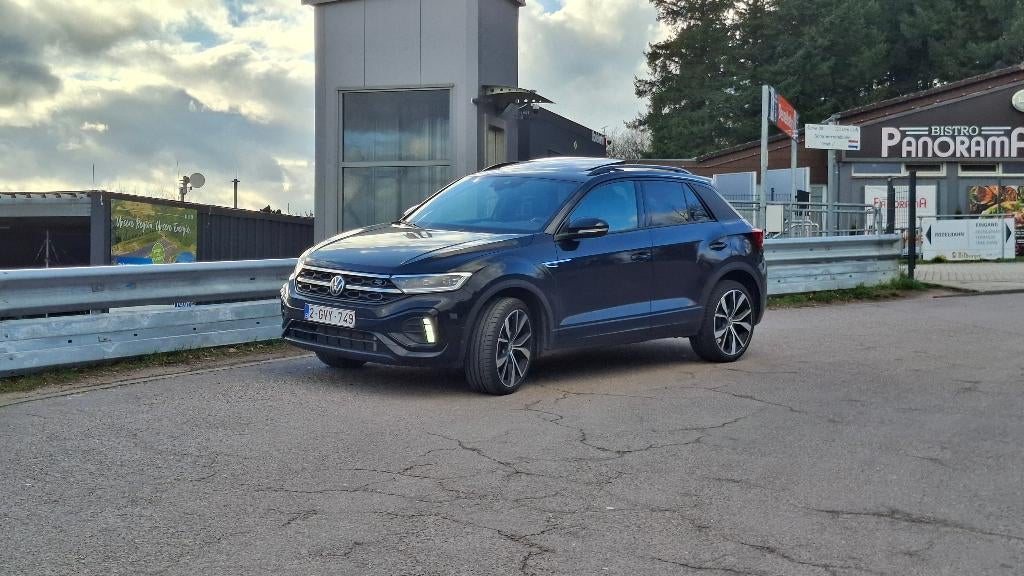 Volkswagen T-Roc R-Line Black Edition, Auto's, Volkswagen, Voorwielaandrijving, Stof, 1498 cc, 4 cilinders