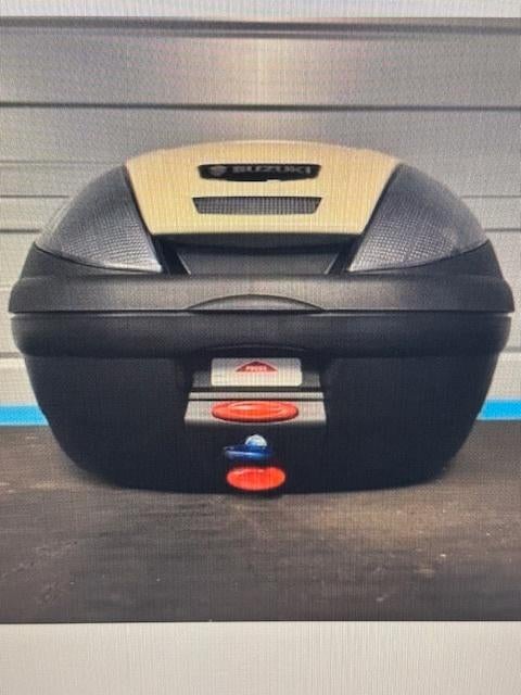 nieuwe topkoffer 57 liter met rugsteun, Motoren, Accessoires | Koffers en Tassen, Ophalen, Nieuw