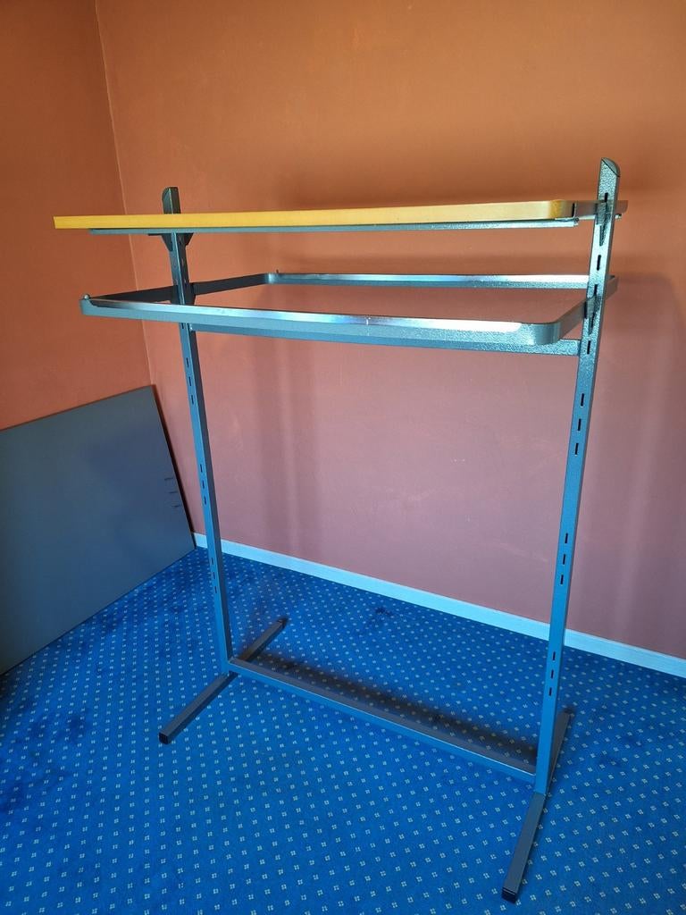 Étagère à vêtements, Enlèvement