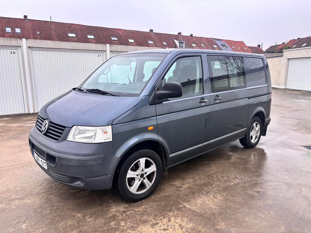 Vw transporteur t5 diesel 2.5 TDI rijd goed, Autos, Argent ou Gris, Achat, Entreprise, Boîte manuelle
