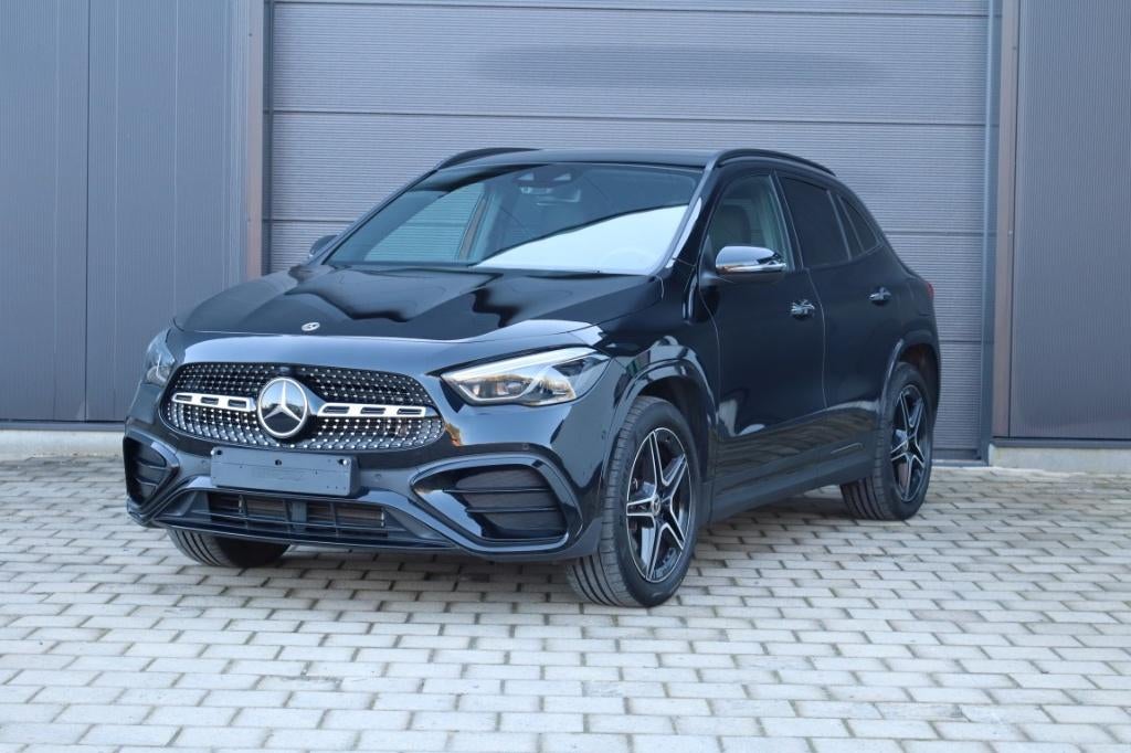 Mercedes-Benz GLA250e AMG Line - Carplay - Keyless - CAM, Autos, Cuir, 1332 cm³, Achat, Euro 6