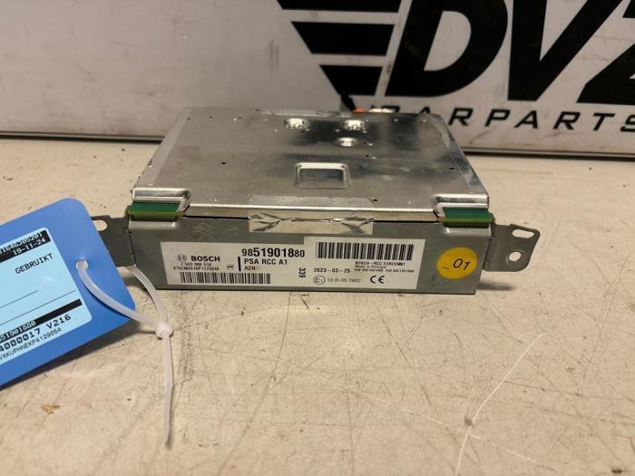 Radio van een Opel Corsa, Autos : Pièces & Accessoires, Électronique & Câbles, Opel, Utilisé, 3 mois de garantie, Enlèvement ou Envoi