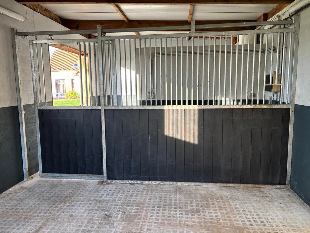 Stalwand 4m te koop, Dieren en Toebehoren, Stalling, 1 paard of pony