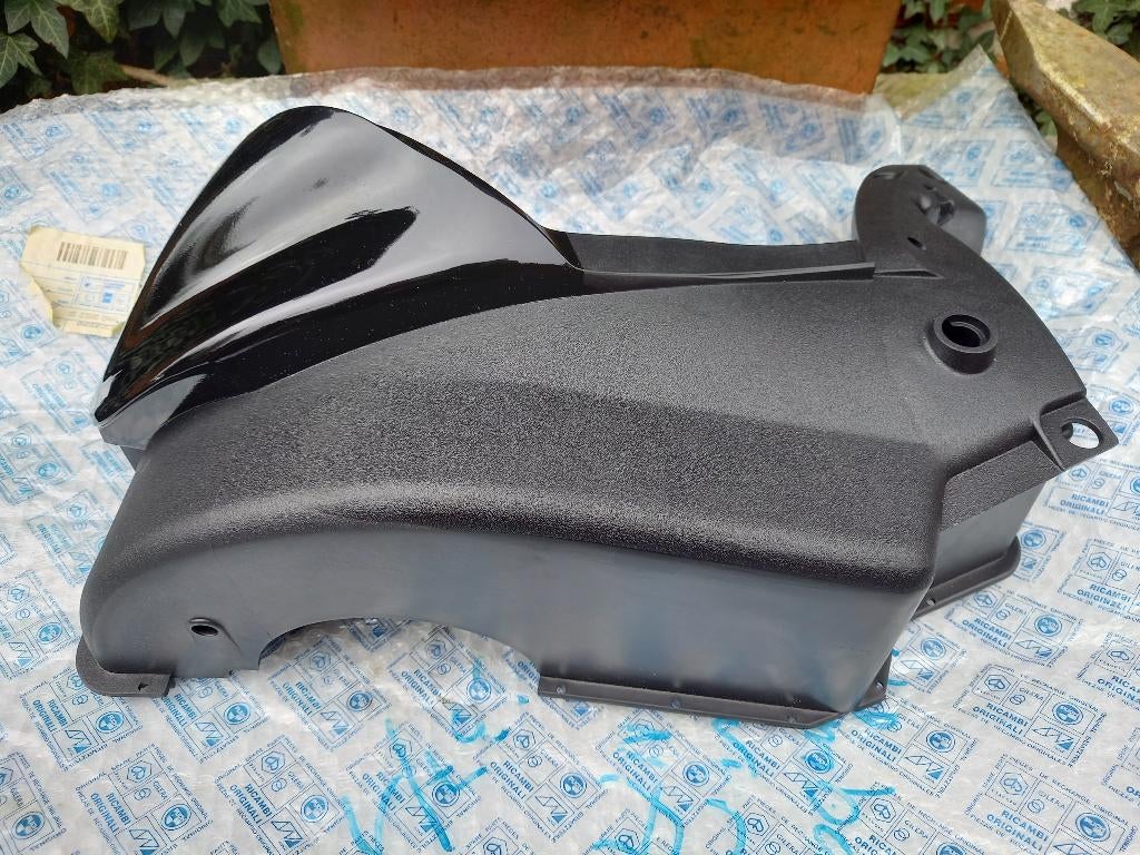 pièces GILERA DNA NOS, Enlèvement ou Envoi, Neuf, Capot, Piaggio