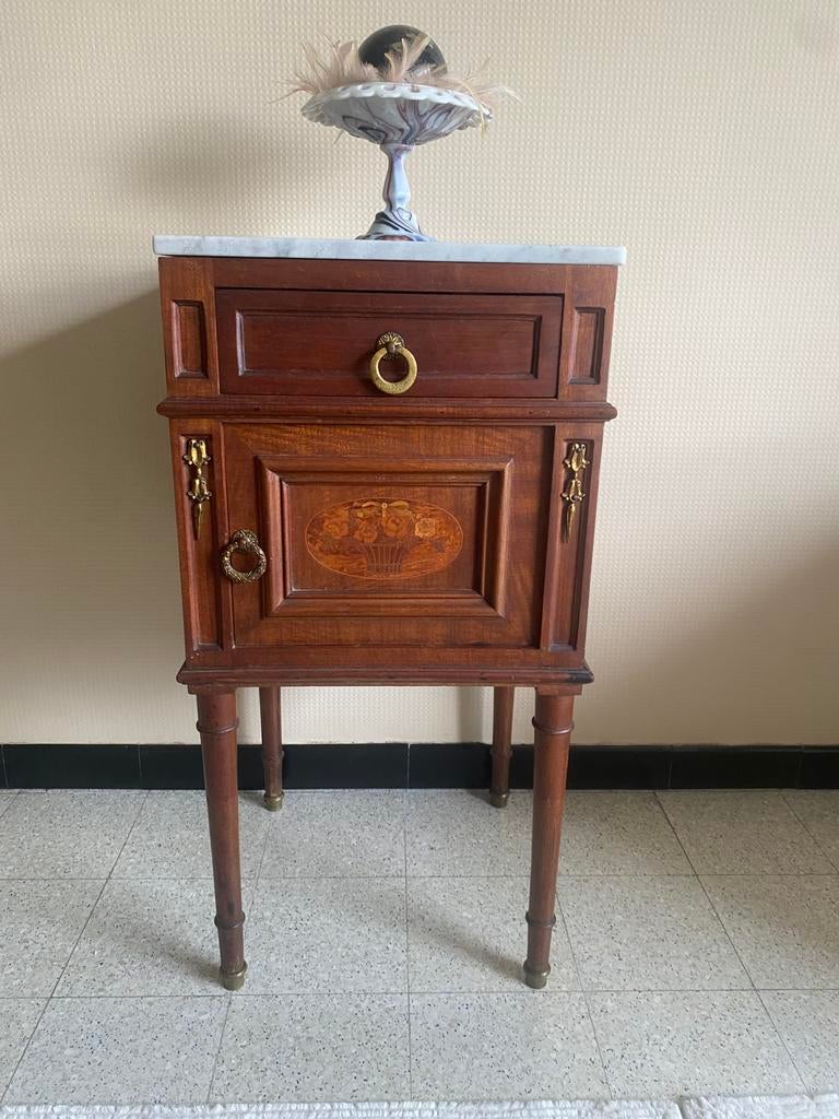 Nachtkastje met marmer blad, Antiek en Kunst, Ophalen