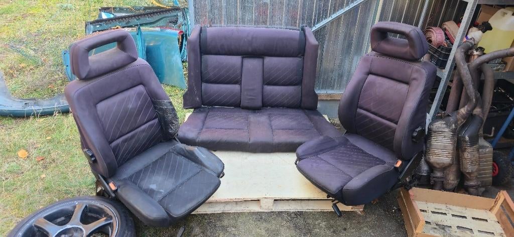 A DONNER Banquette arriere intérieur audi 80 cabriolet, Autos : Pièces & Accessoires, Habitacle & Garnissage, Audi, Enlèvement