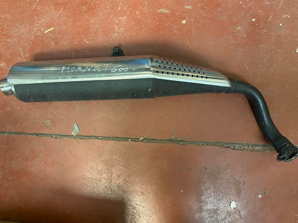 Uitlaatdemper Honda Hornet 600 CB600F PC36 2000-.., Motoren, Onderdelen | Honda, Ophalen of Verzenden, Nieuw