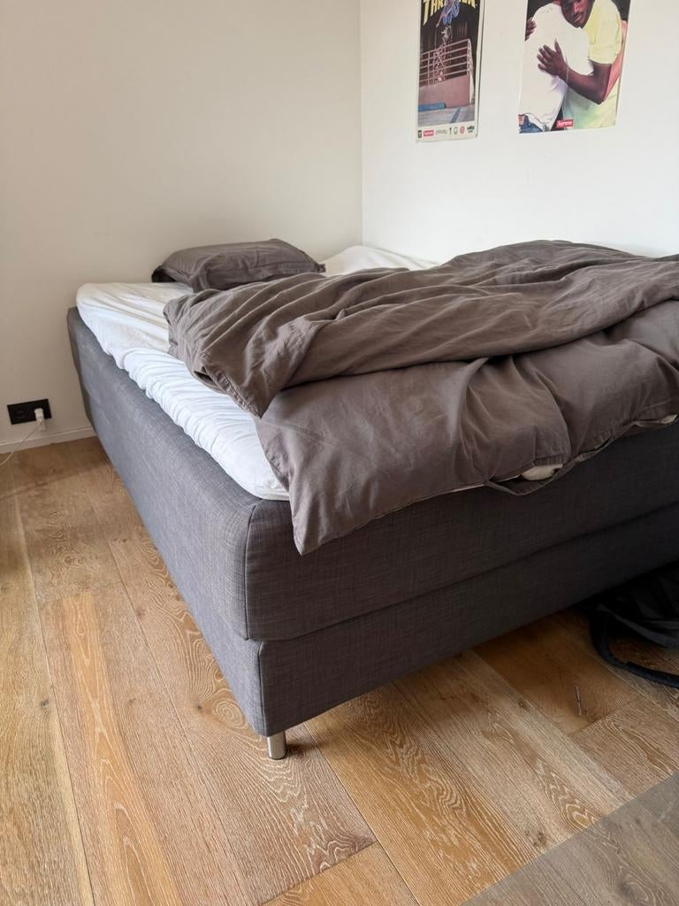 IKEA boxspringbed 140x200