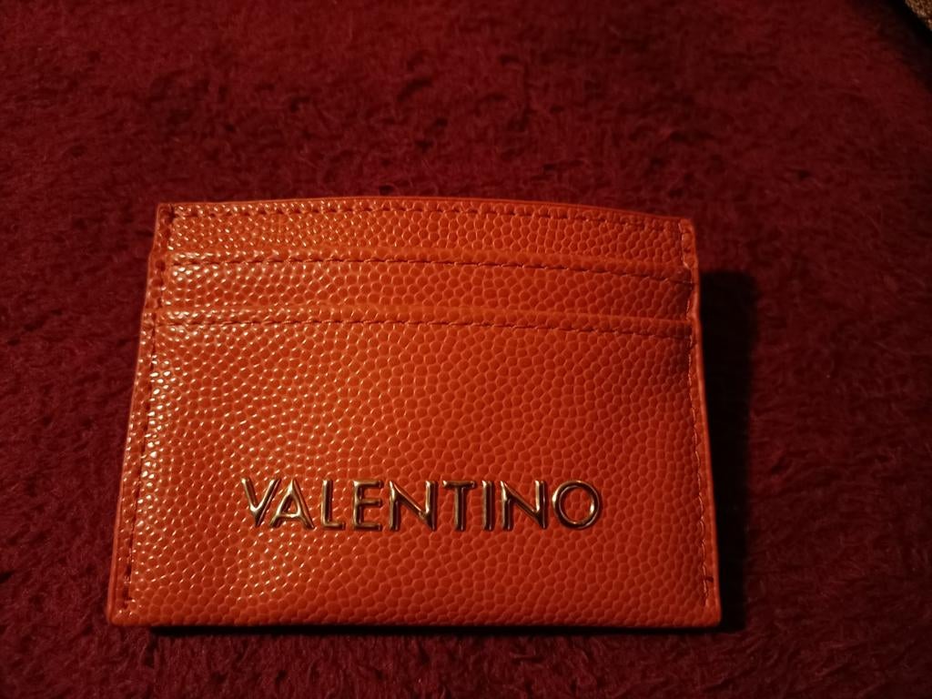 Valentino creditcard purse, Handtassen en Accessoires, Verzenden