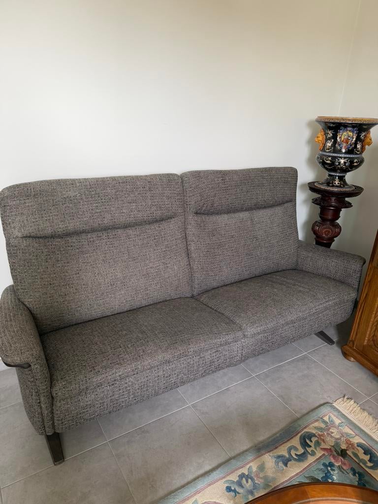 Salon, Ophalen, Zo goed als nieuw, Stof