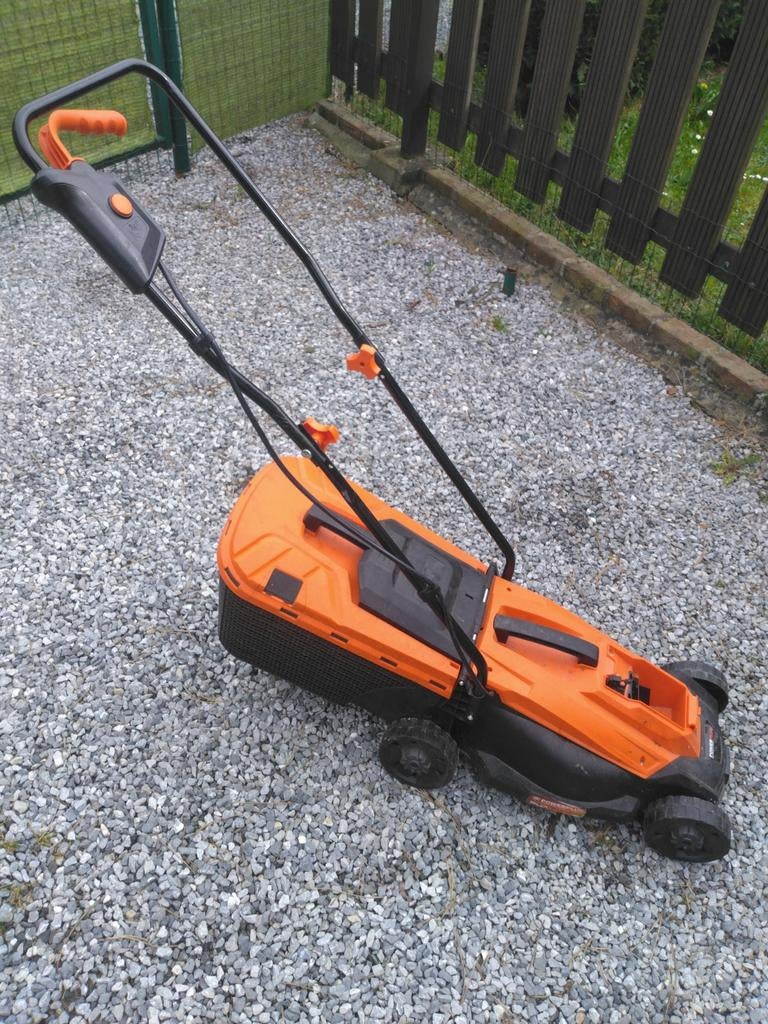 Tondeuse Gazon Power Plus, Ophalen