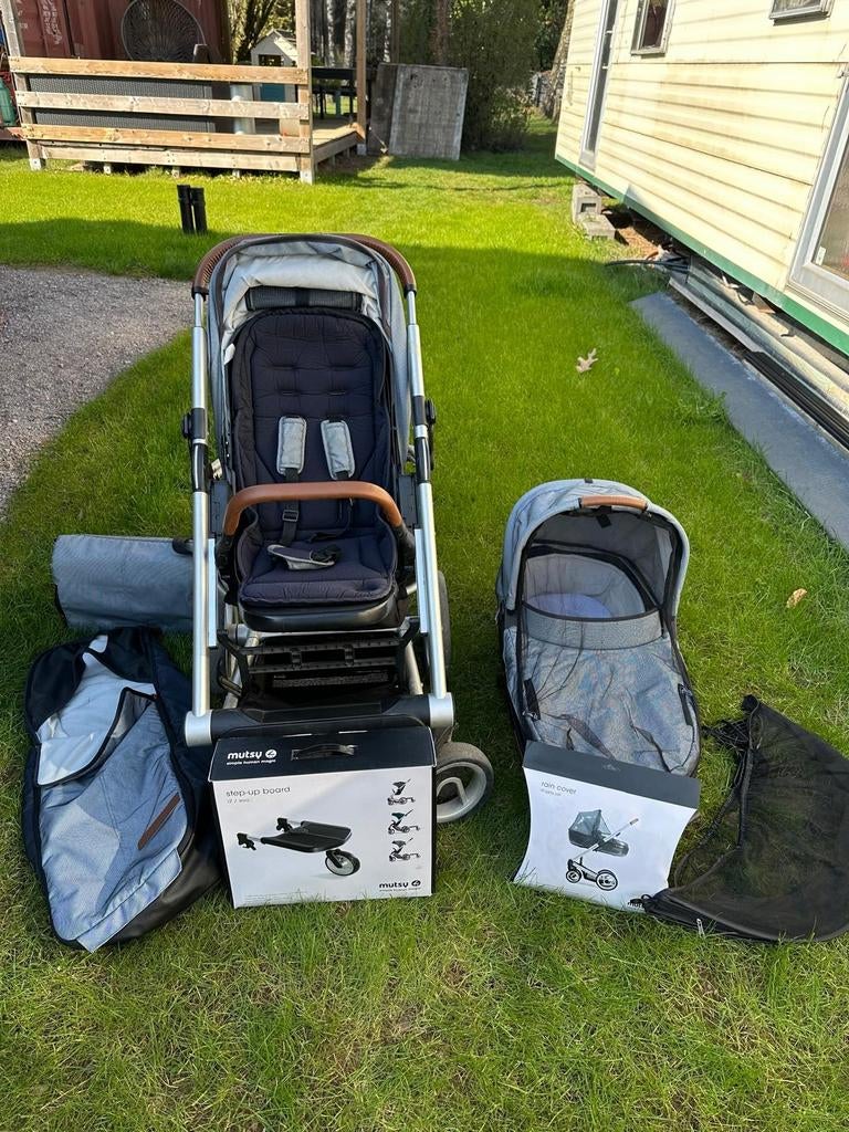 Complete Mutsy kinderwagen set + reiswieg + accessoires, Kinderen en Baby's, Ophalen, Gebruikt, Kinderwagen, Mutsy