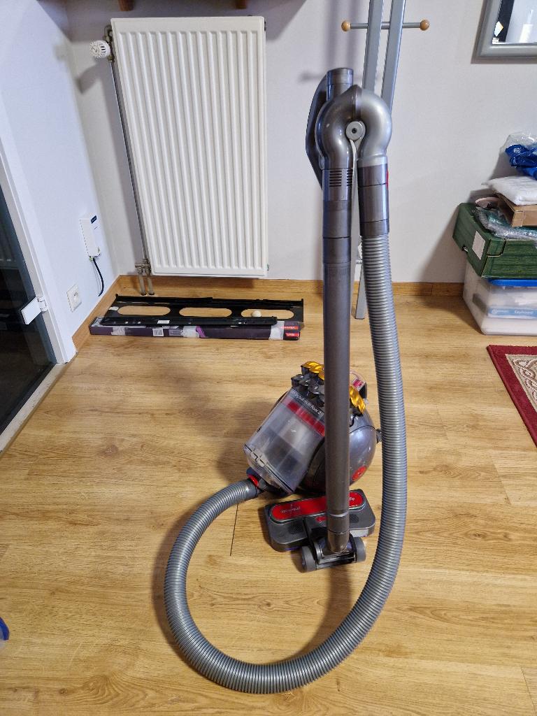 Dyson Big Ball Multifloor 2, Electroménager, Enlèvement, Comme neuf, Réservoir, Aspirateur